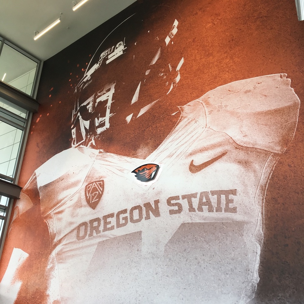 Meet your Posher, Gil